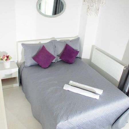 White Luxury Apartment Sibiu Exterior photo