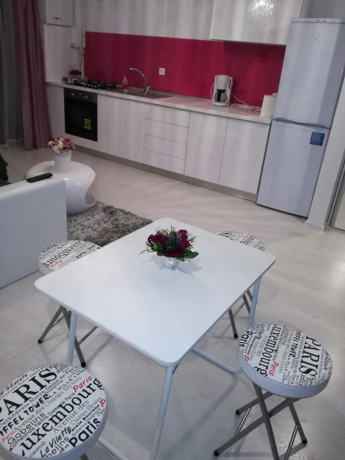 White Luxury Apartment Sibiu Exterior photo
